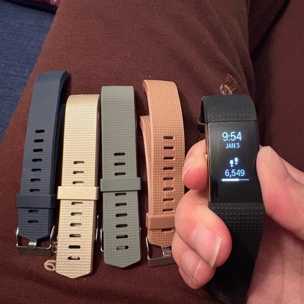 Fitbit charge 2 with replacement bands and 2 charging cables